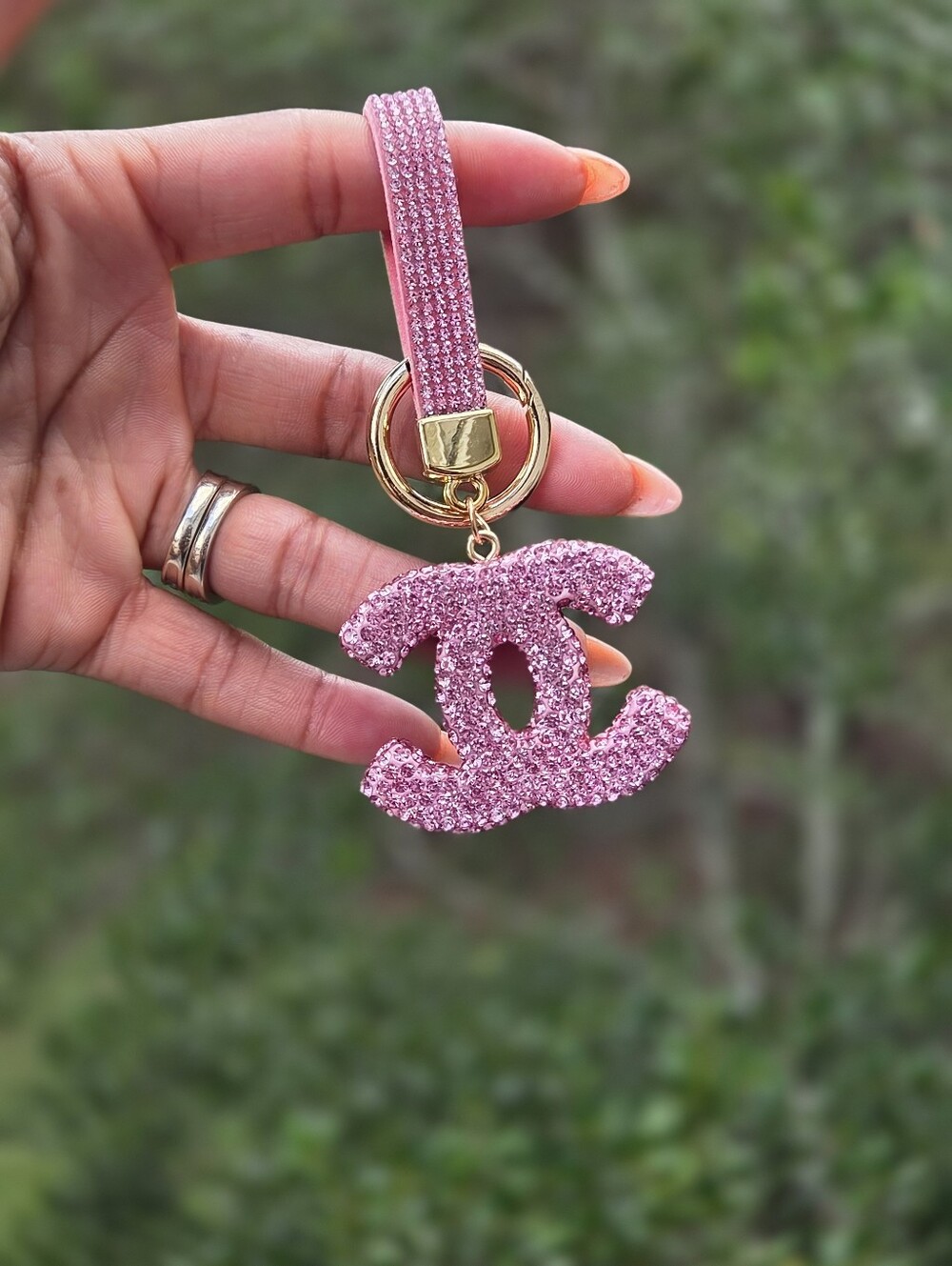 CC Pink Rhinestone Interlocking Keychain/Bag Charm - Picture 3 of 3